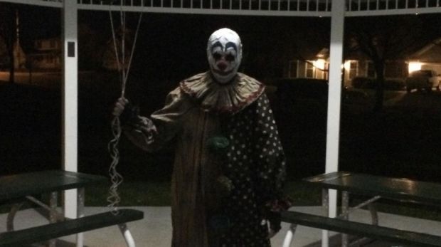 Freaky Clowns in South Carolina Are Reportedly Trying to Lure Kids Into ...