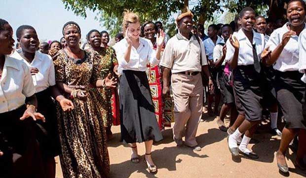 Emma Watson Fights To End Child Marriage In Africa Your